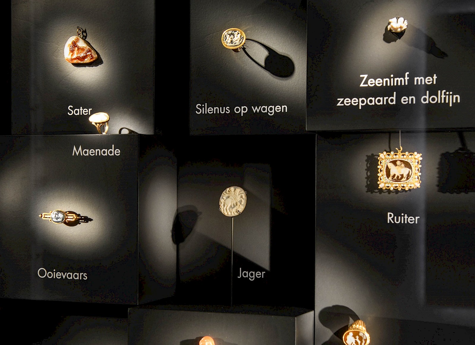 TAAL ALS VERGROOTGLAS